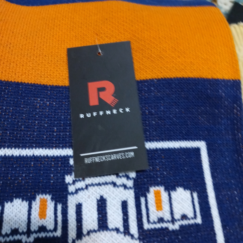 NWT Wheaton Ruffneck Scarf - Picture 5 of 5